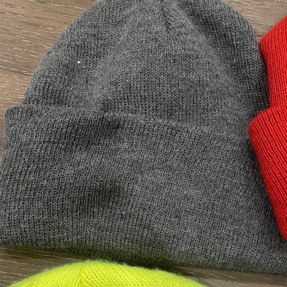 Carhartt Gray Kids Beanie Bundle - Picture 11 of 15